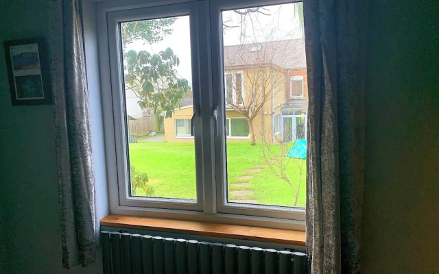 Y Caban-the Cabin-1 Bed-sleeps 2-parking-fast Wifi