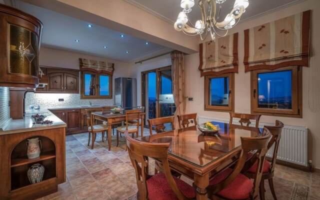 Villa Clairy 3-bedroom Villa With Private Pool