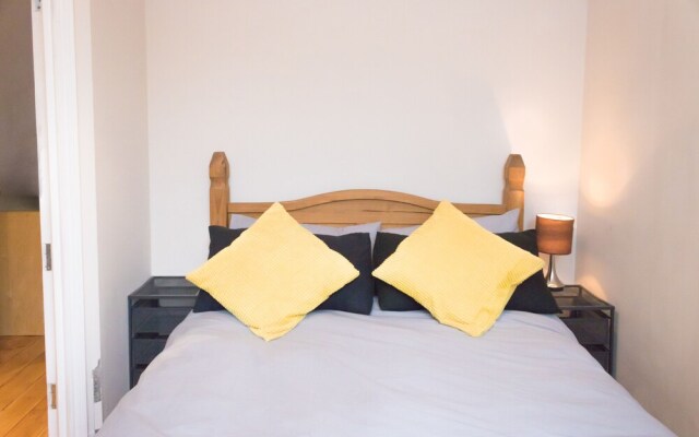 Apartment With Garden Maida Hill