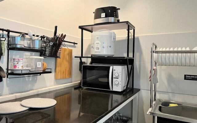 MINI-ME HUBS - Charm Suites in Old City