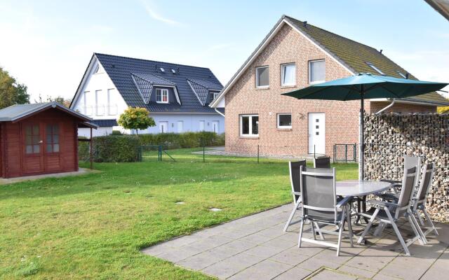 Lovely Holiday Home in Zierow with Garden near Seabeach