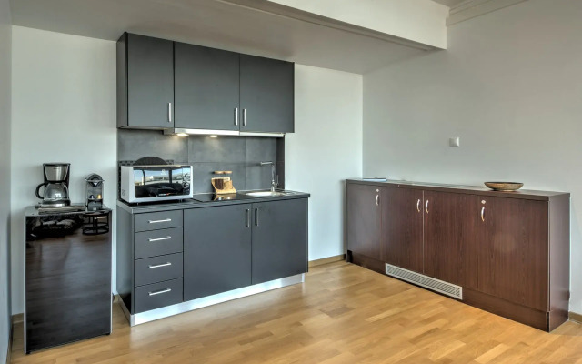 Aria Acropolis Suites Troulanda