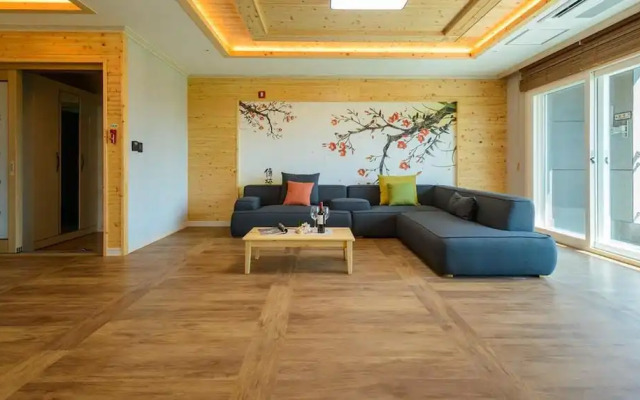 Yeosu Sora Noeul Pension