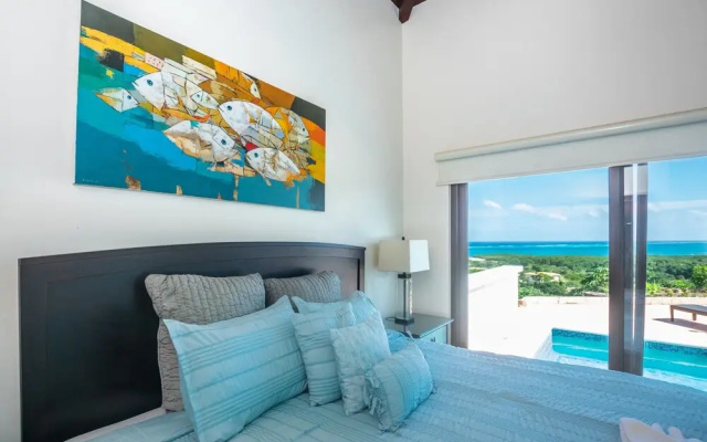Pristine Bay 1303 3 Bedroom Villa by RedAwning