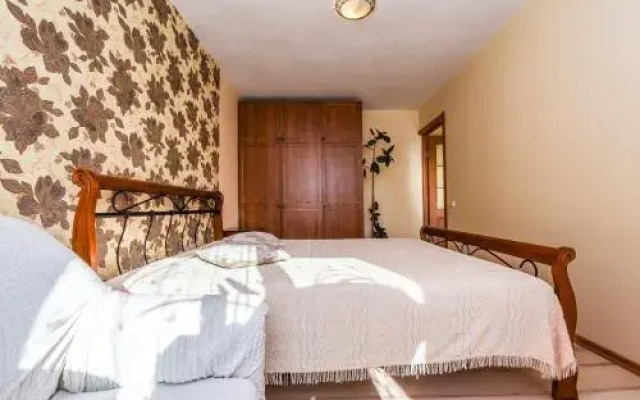 NeriesApartment No.3 with Terrace In Centrum