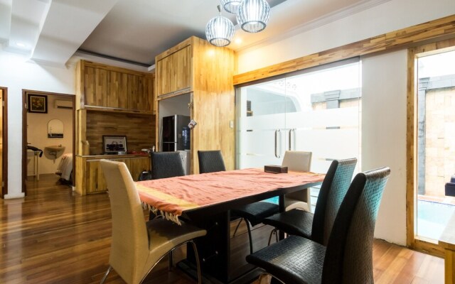 Naufal Guest House by OYO Rooms