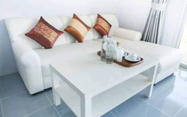 Chalong Beach Hotel Phuket
