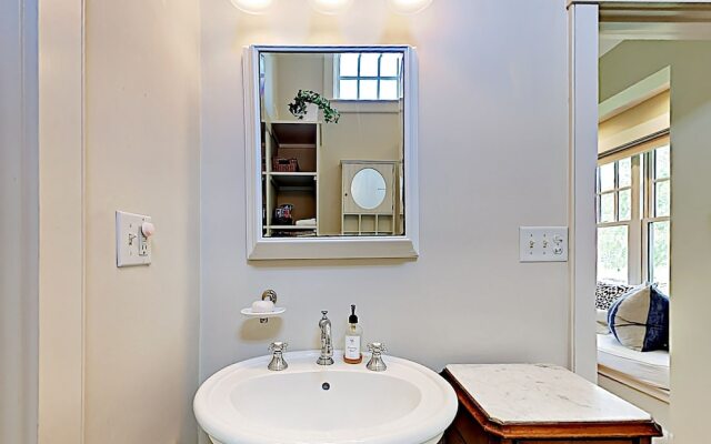 34 Edgartown - 2 Br Home