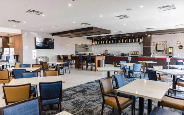 Best Western Premier Executive Residency Medicine Hat