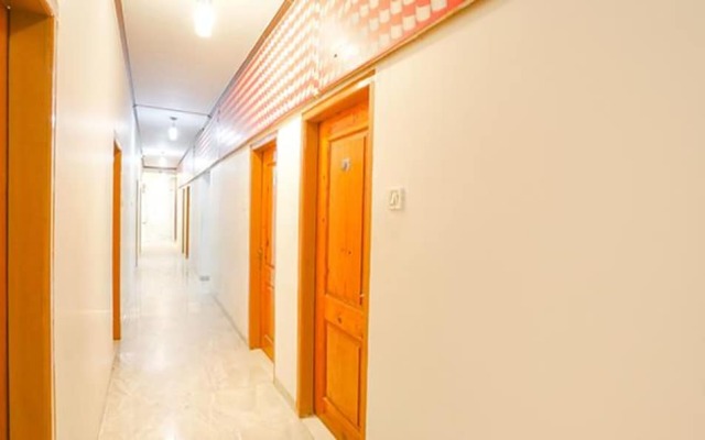 Fabhotel Lotus Inn