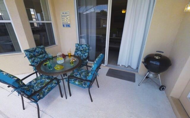 ACO FAMILY - 4Bd with pool ( 1707)