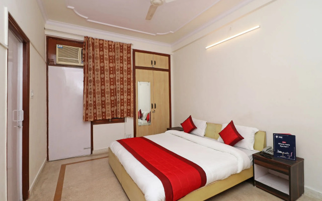Golden Castle Lodge by OYO Rooms