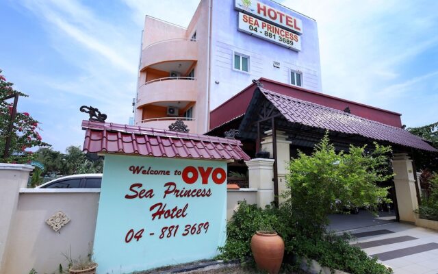 OYO 528 Andaman Sea Hotel