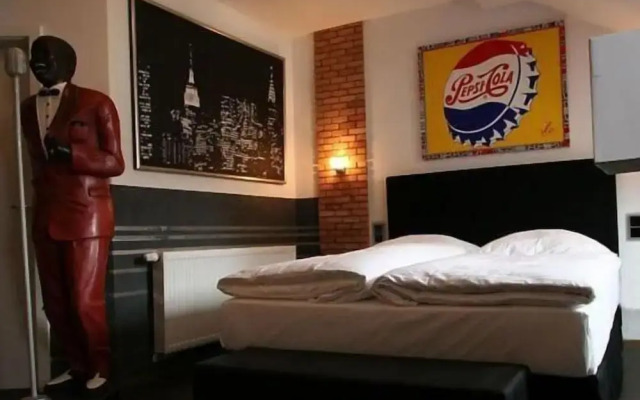 HIP Hotel