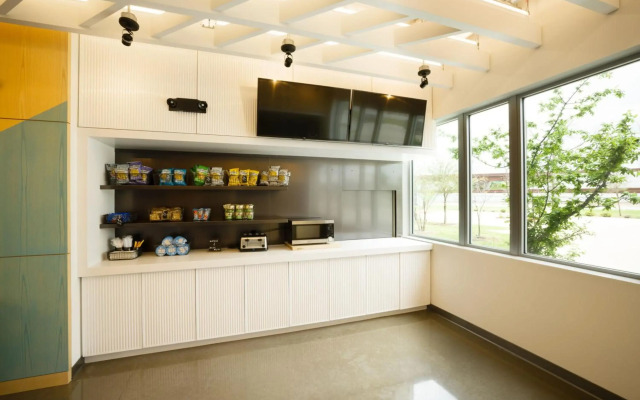 Aloft Austin Airport