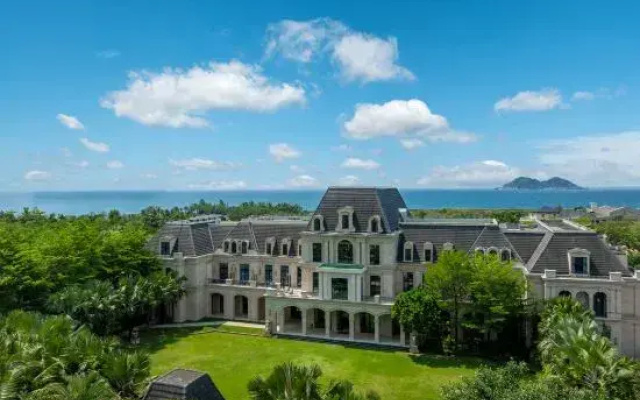 Riyuewan Legend Hotel