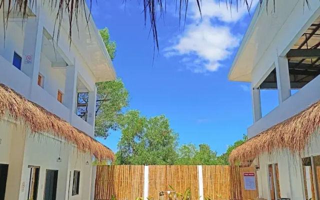 Camotes Backpackers Hostel