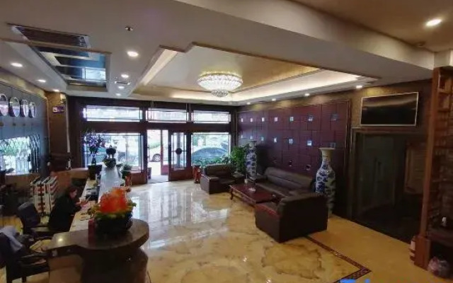 Xinjinjue Hotel