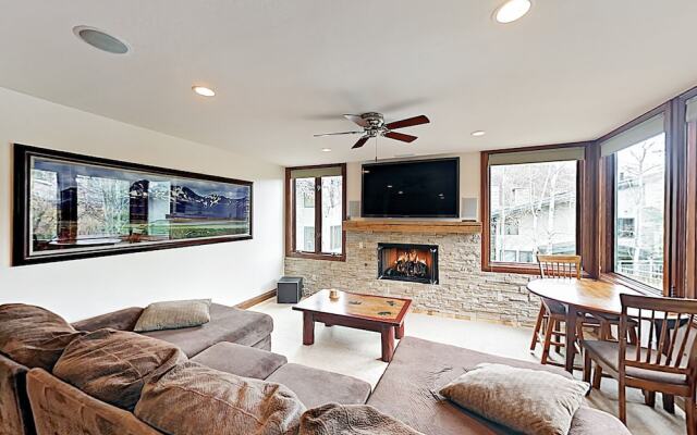 135 Aspen - 3 Br Townhouse