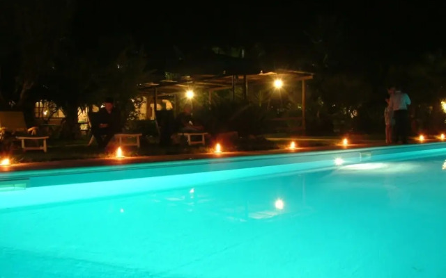 Secluded Holiday Home in Matino With Swimming Pool