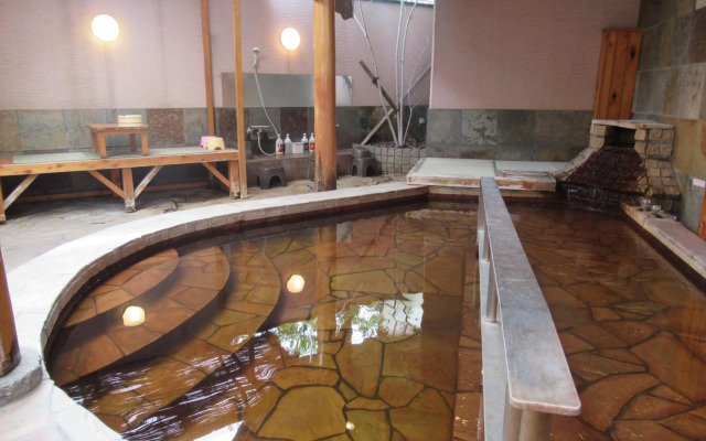 Tsurusaki Hotel