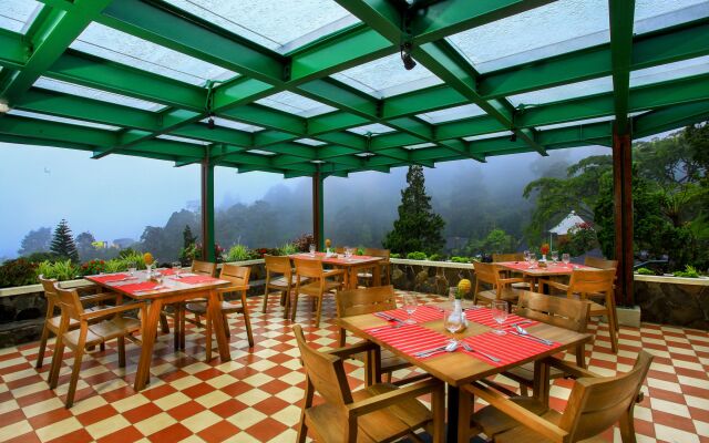 Puncak Pass Resort