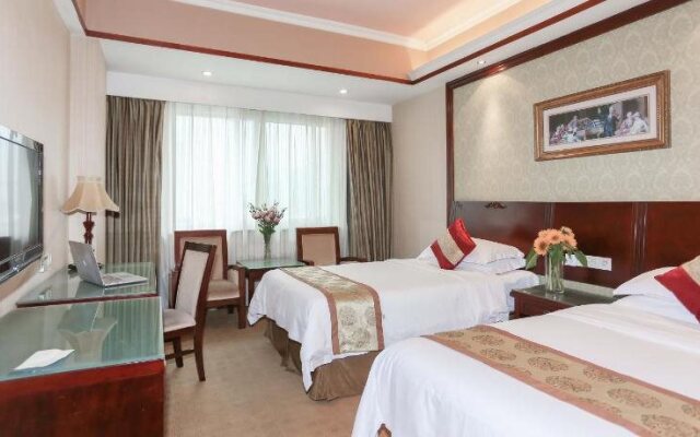 Vienna International Hotel (Rongcheng High Speed ​​Railway Station)