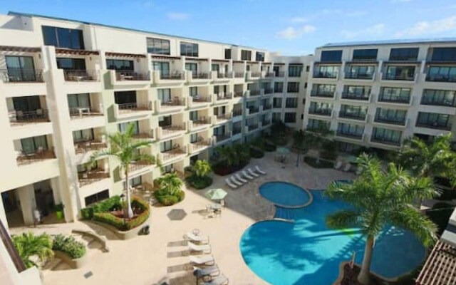 One Bedroom Ground Floor With a Pool View