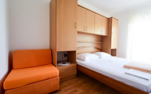 Apartments Zlatko