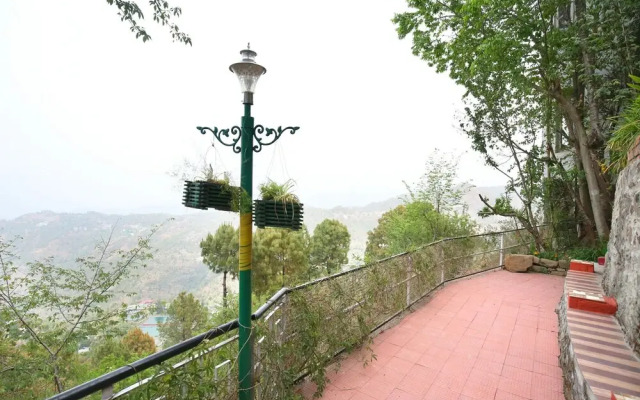 OYO 13404 Home Studios Mahal Farms Kasauli