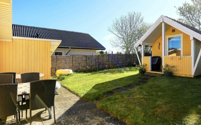 Pleasing Holiday Home in Esbjerg near Sea