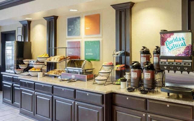 Comfort Inn & Suites Texas Hill Country