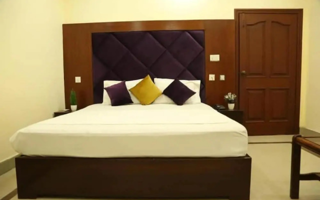 Hotel Pak Continental