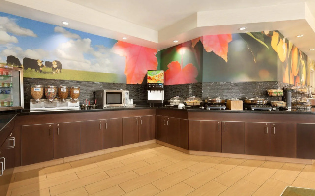 Fairfield Inn & Suites Longview