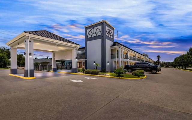 Econo Lodge Inn & Suites Ocean Springs - Biloxi