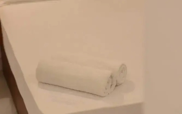 The Regent Grand Hotel - Galle Face