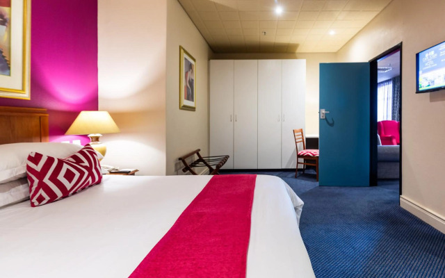 Cape Town Lodge Hotel