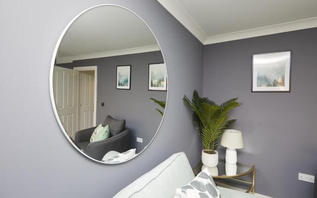 Royal Derby Hospital 3 bed Town House