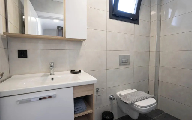 Limon Homes Dublex Daily Weekly Rentals