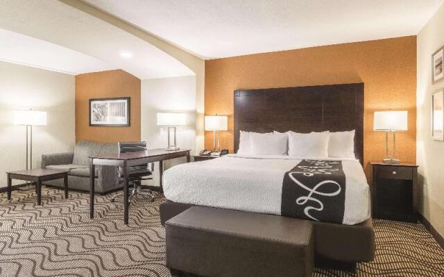 La Quinta Inn And Suites Knoxville Central Papermill