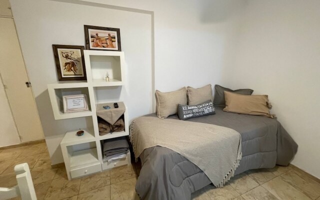 "charming Apartment in Recoleta: Comfort and Style for 4 People"