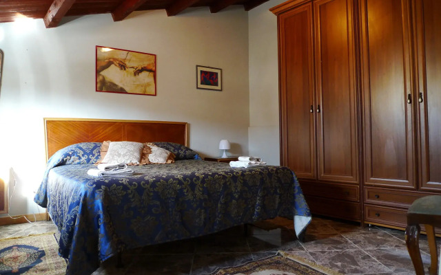 Seralcadio Bed & Breakfast and Holiday Apartments
