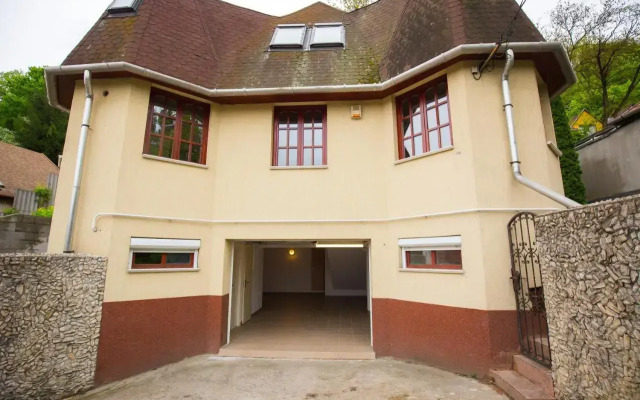Two Towers Apartman Miskolc