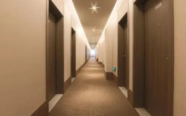 HanTing Hotel (Shijiazhuang Zhongshan West Road)