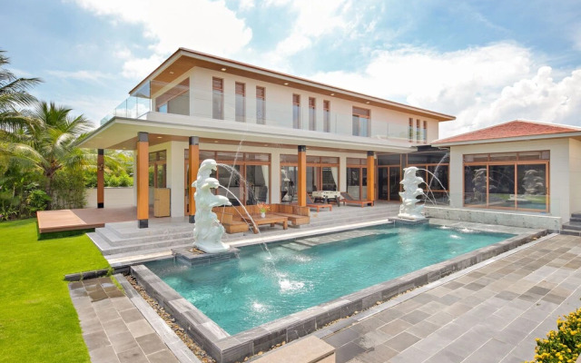 Ocean Villa Danang Beach