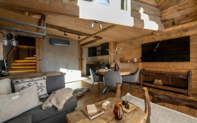 Mountain Shelter Salamandra