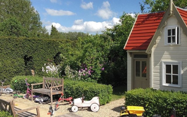 Weir Cottage