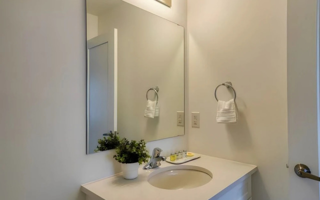 Premium Stay at Niagara falls