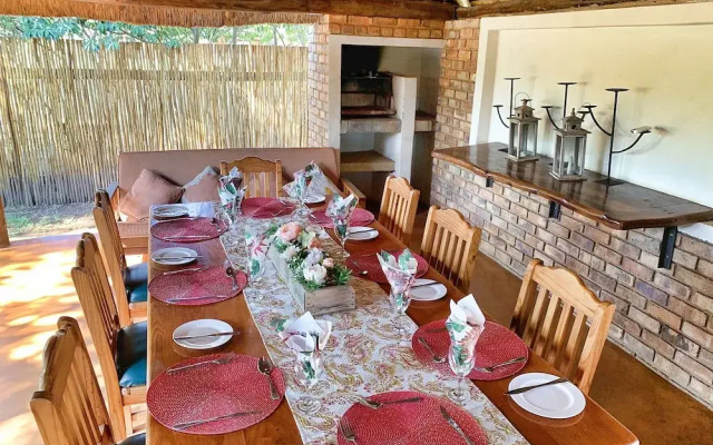 Tshikwalo Game Lodge