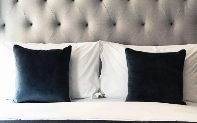 The Grafton Arms Pub & Rooms